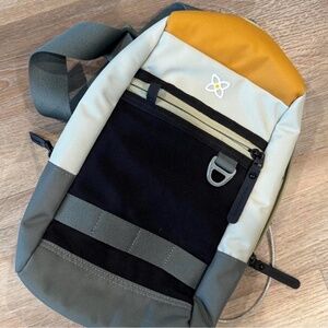 Sherpani Sling Backpack
